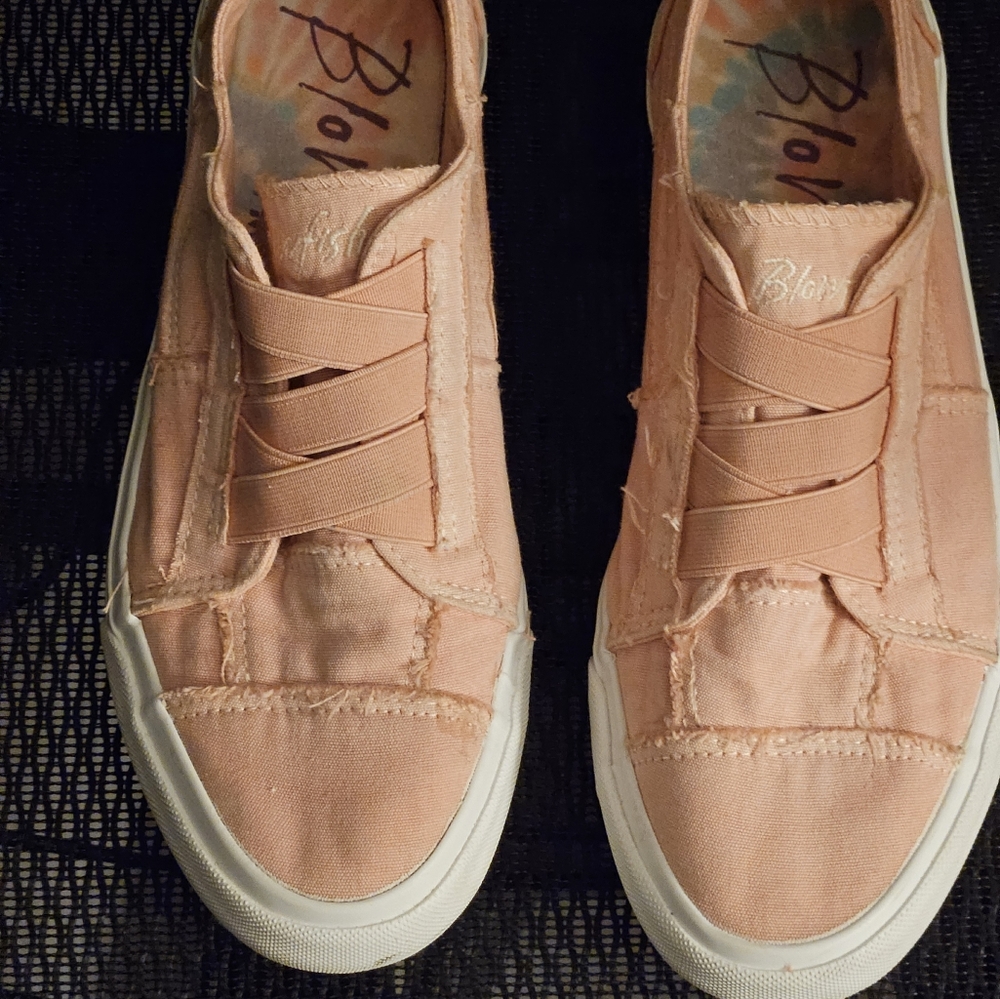 Wowm's Blowfish Malibu Marley Canvas Slip-on 8.5sz Shoes